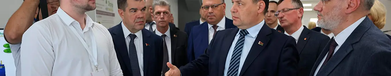 Обложка публикации: Презентация нашего решения ИнспектКом премьер-министру Беларуси: визит Романа Головченко в Брестский технопарк